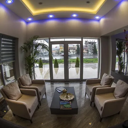 Remila Hotel 3*
