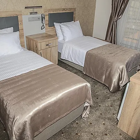 Remila Hotel מלון קוג'לי