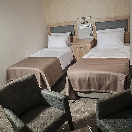 מלון Remila Hotel 3*